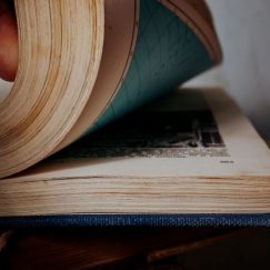 mujeres desnudas significado bíblico en español pdf